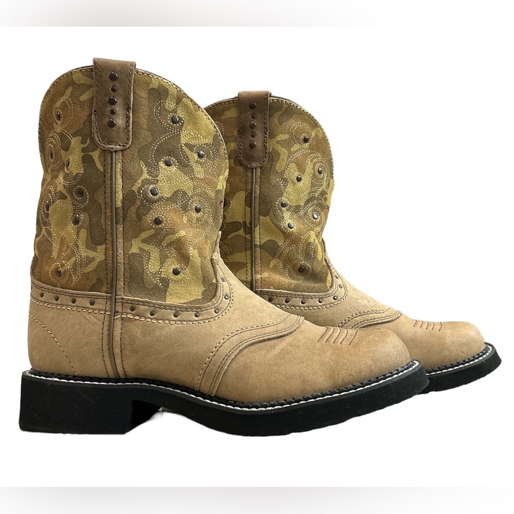Justin Gypsy Women’s Beige Camo Western Boots - “Like New” - Size 10